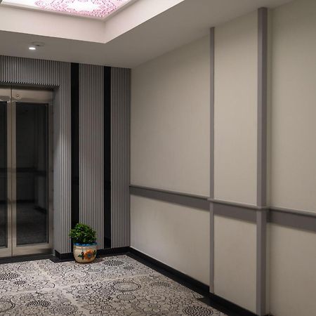 Zibe Luxe Kakinada By Grt Hotels Exteriör bild