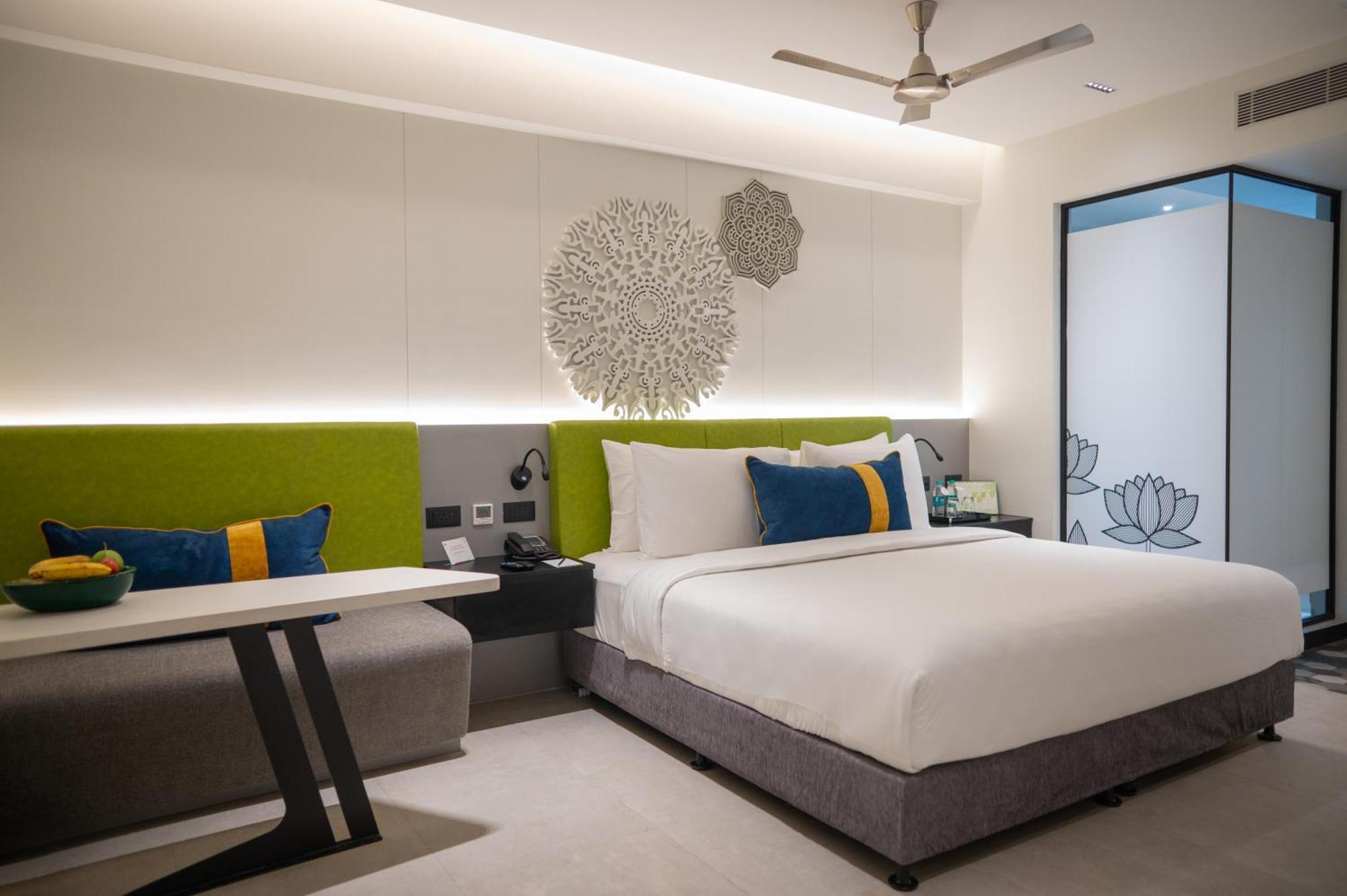 Zibe Luxe Kakinada By Grt Hotels Exteriör bild
