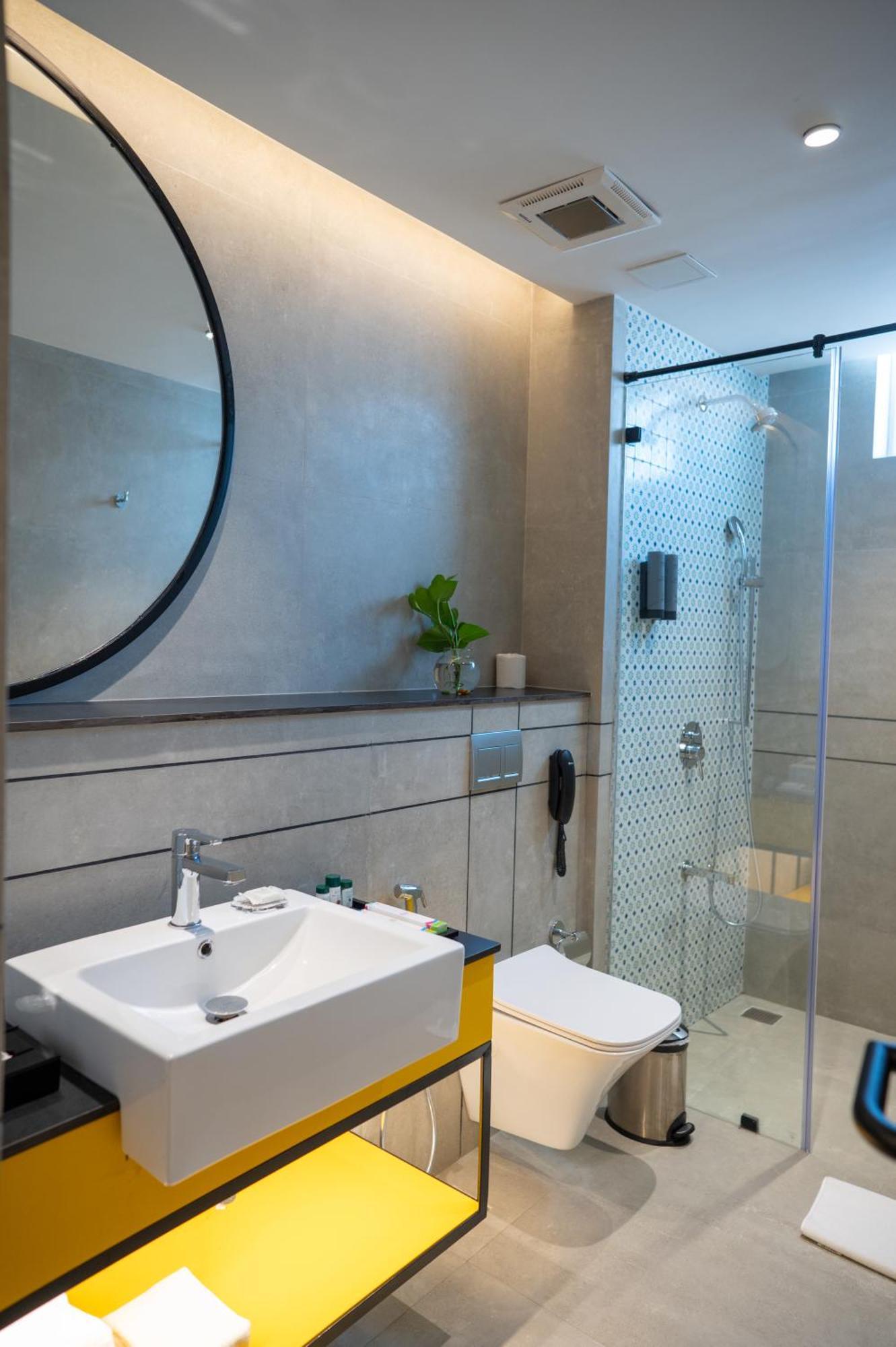 Zibe Luxe Kakinada By Grt Hotels Exteriör bild