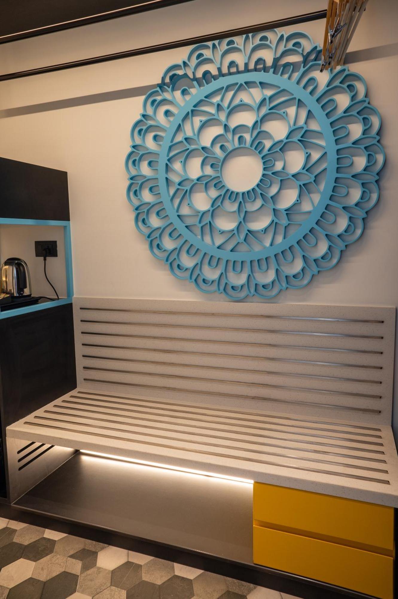 Zibe Luxe Kakinada By Grt Hotels Exteriör bild